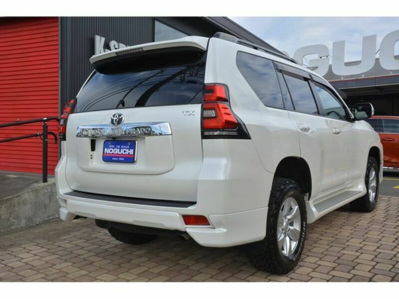 LAND CRUISER PRADO-4