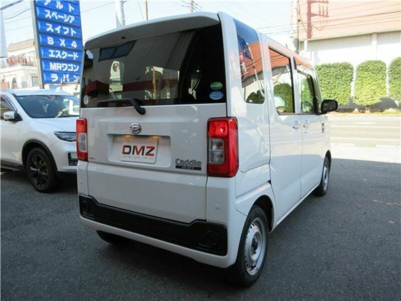 HIJET CADDIE-8