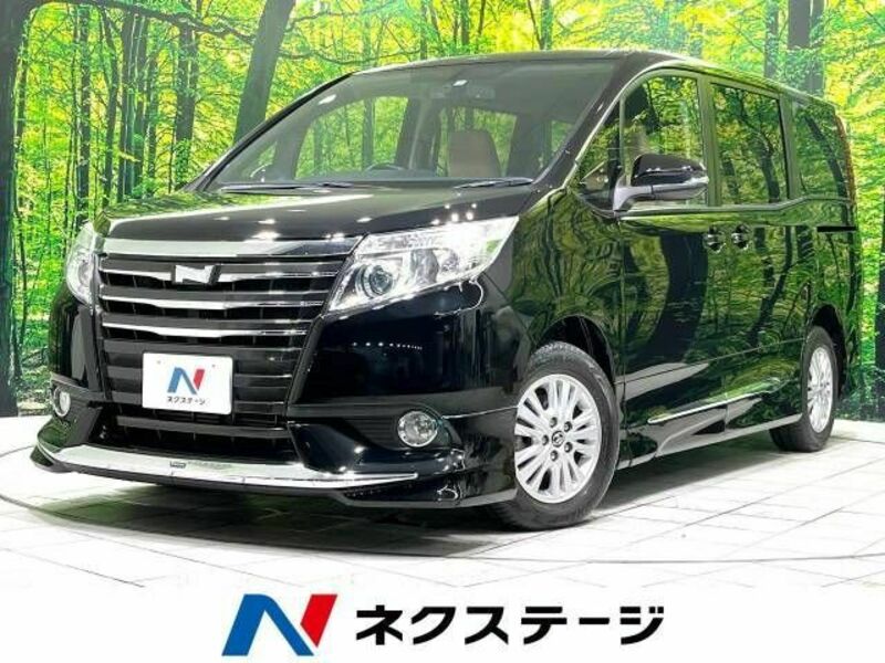 TOYOTA　NOAH