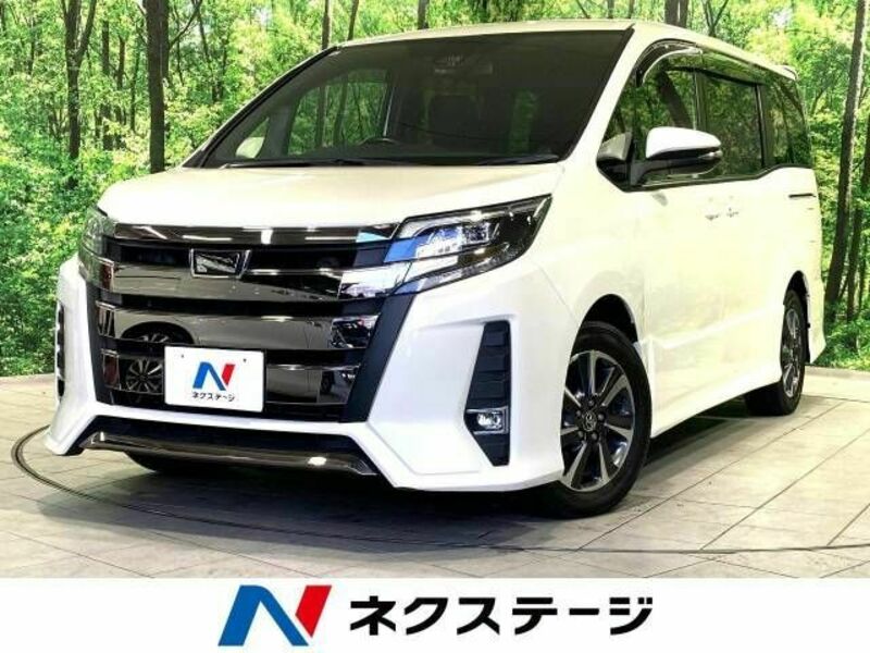 TOYOTA　NOAH