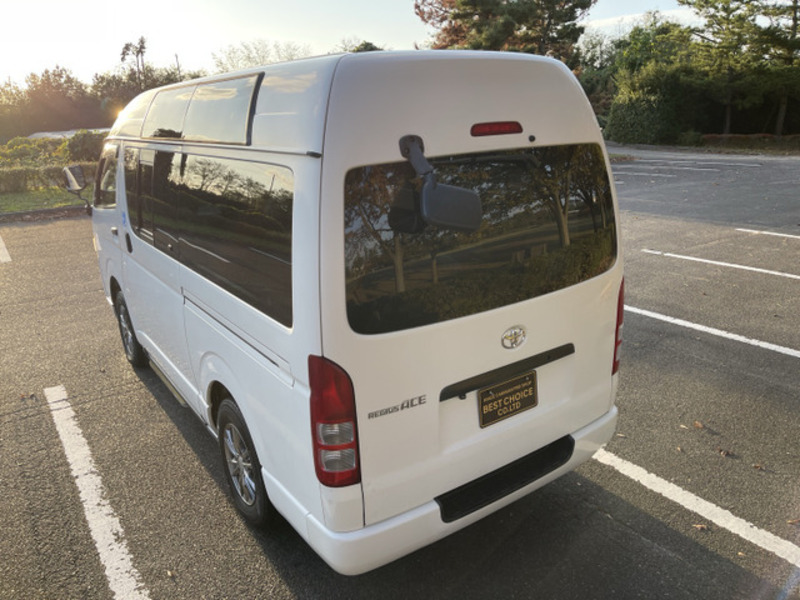 HIACE VAN-15