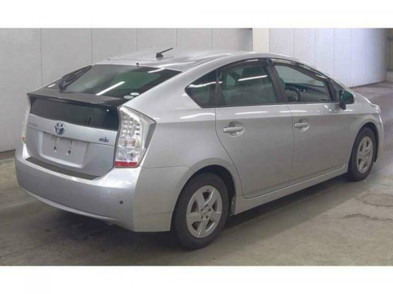 PRIUS-1