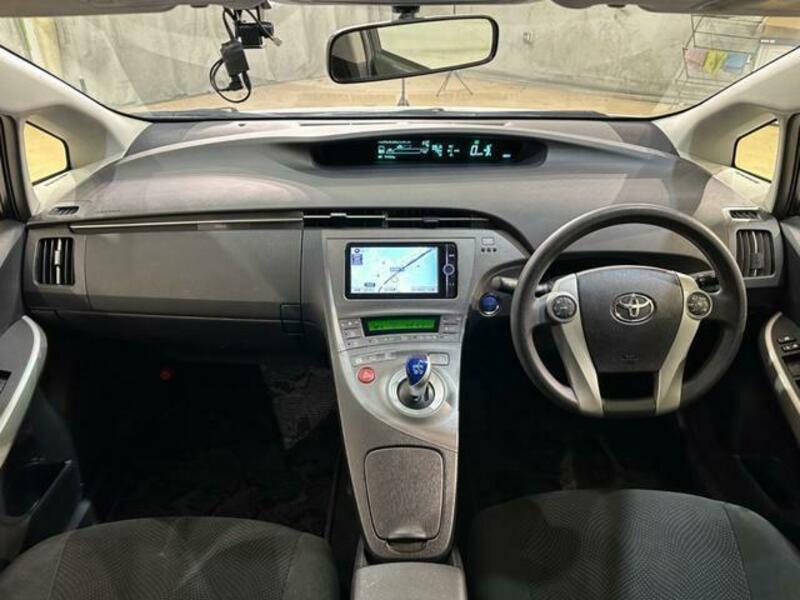 PRIUS-2