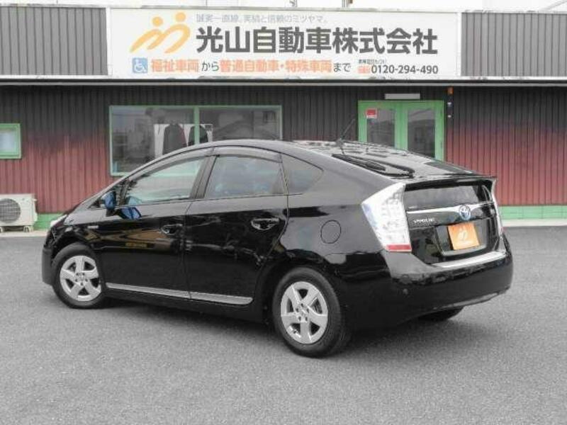 PRIUS-2