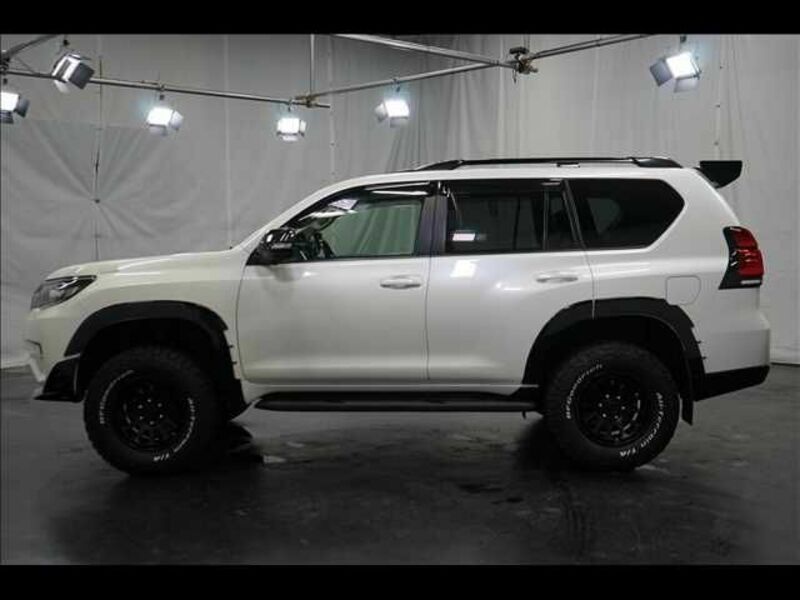 LAND CRUISER PRADO-14