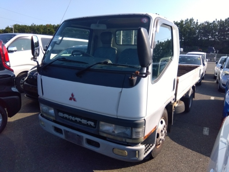 MITSUBISHI　CANTER