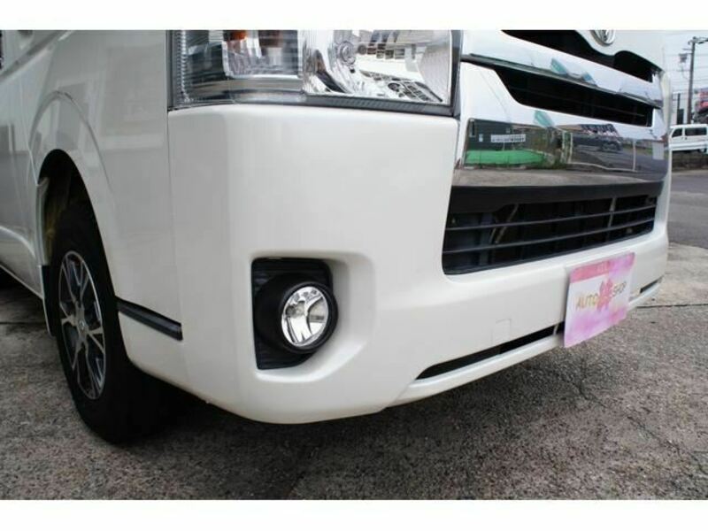 HIACE VAN-22