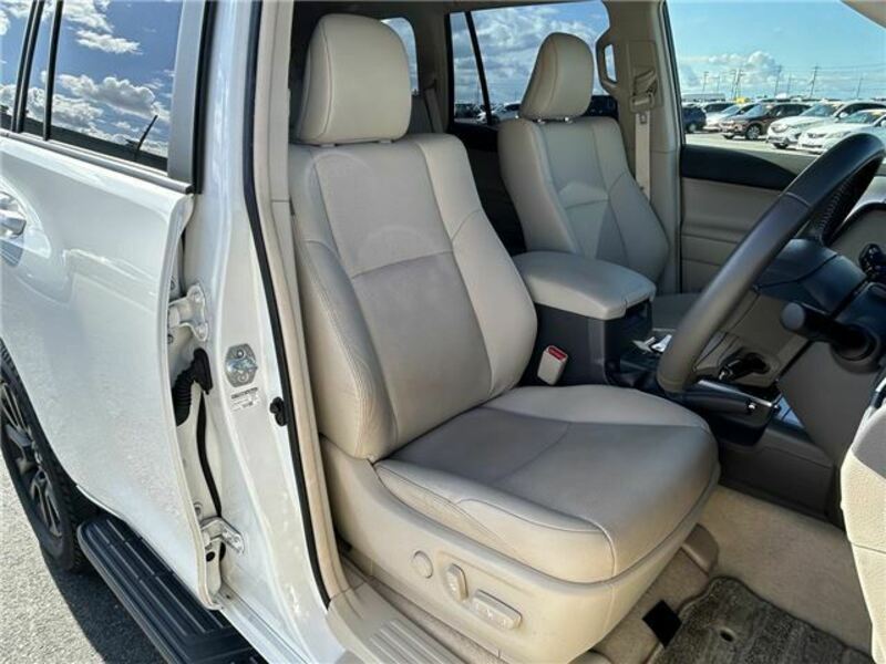 LAND CRUISER PRADO-10