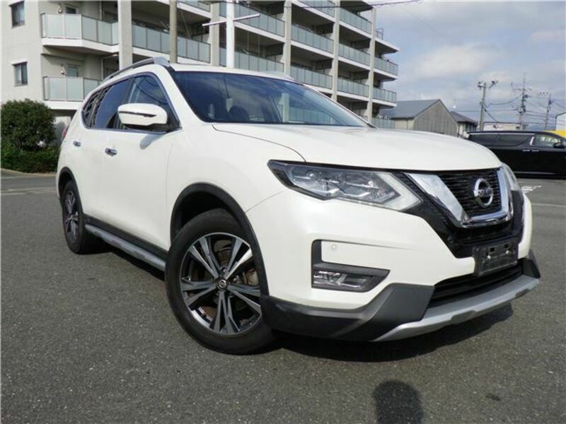 X-TRAIL-1