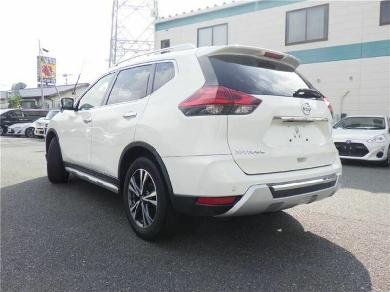 X-TRAIL-2