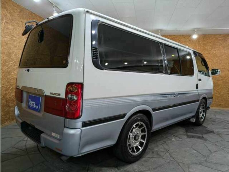 HIACE VAN-7