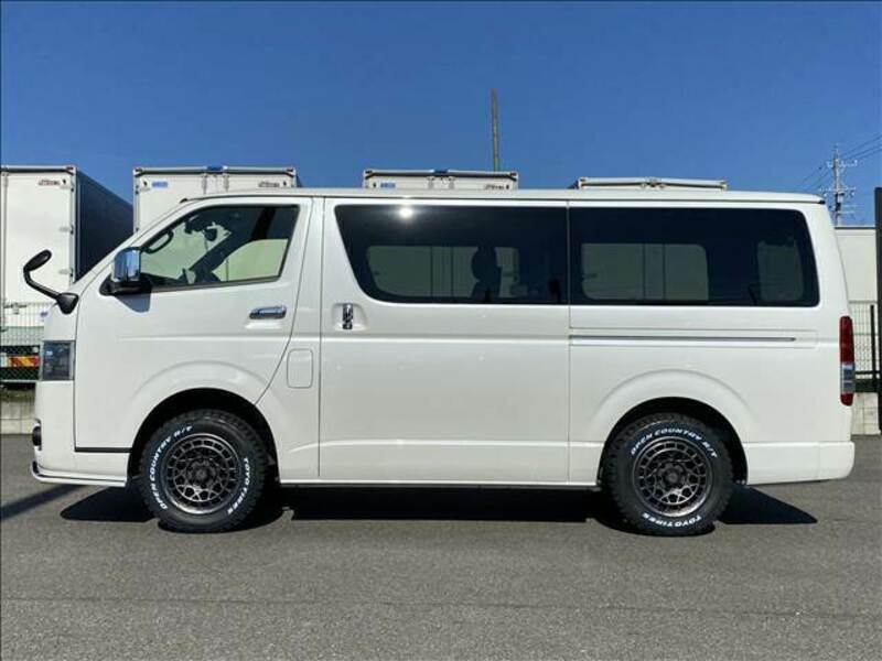 HIACE VAN-13