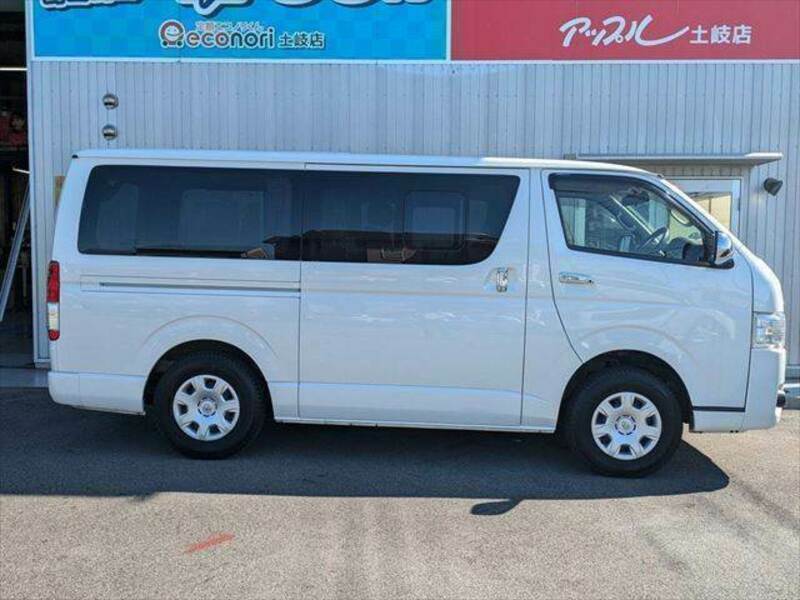 HIACE VAN-15