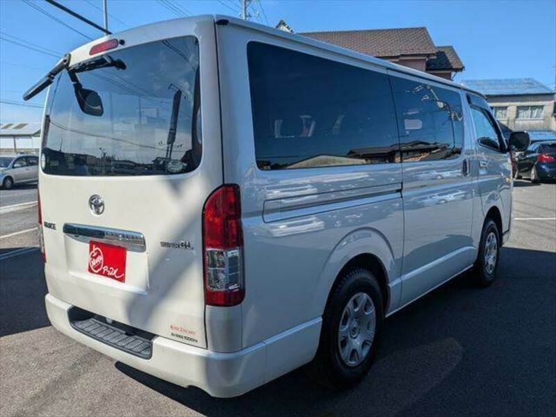 HIACE VAN-17