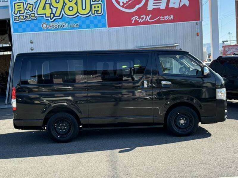 HIACE VAN-17