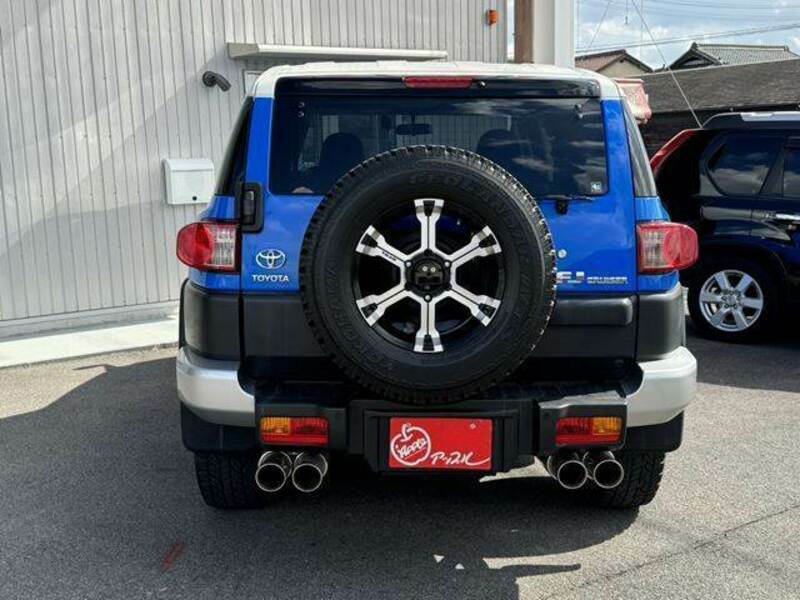 FJ CRUISER-18