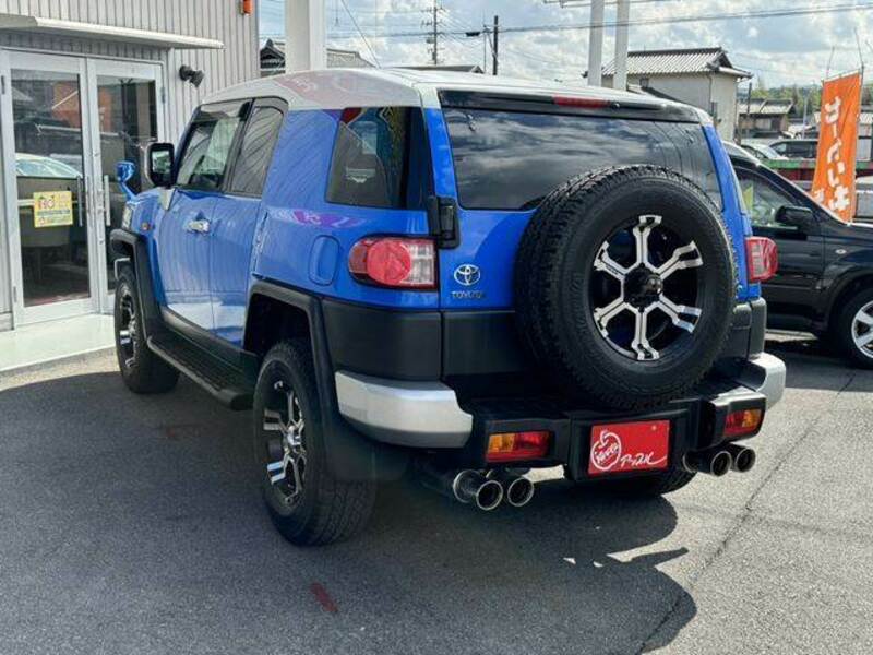 FJ CRUISER-19