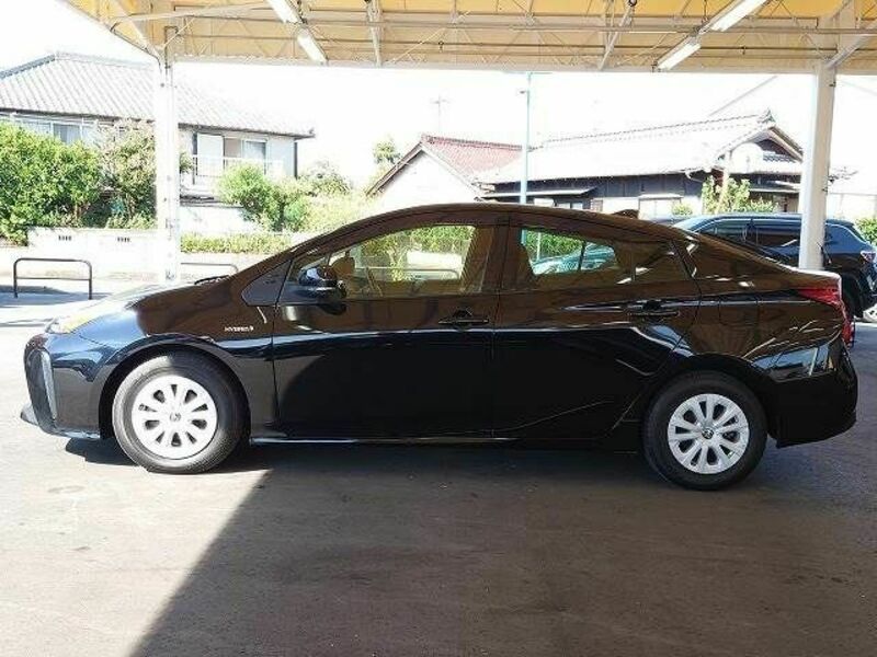 PRIUS-13