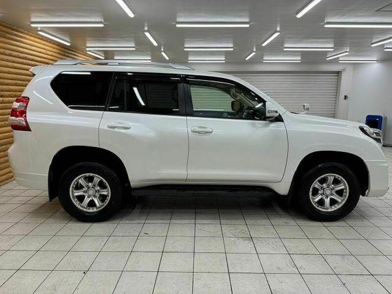 LAND CRUISER PRADO-17