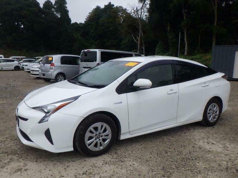 PRIUS-6