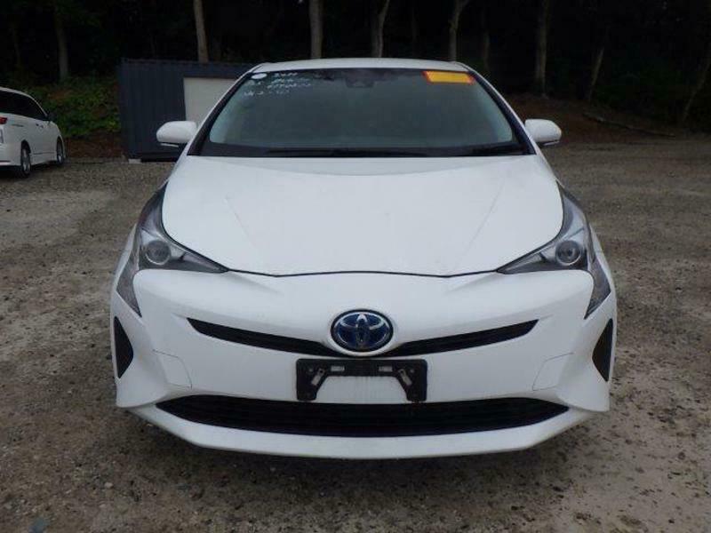 PRIUS-8