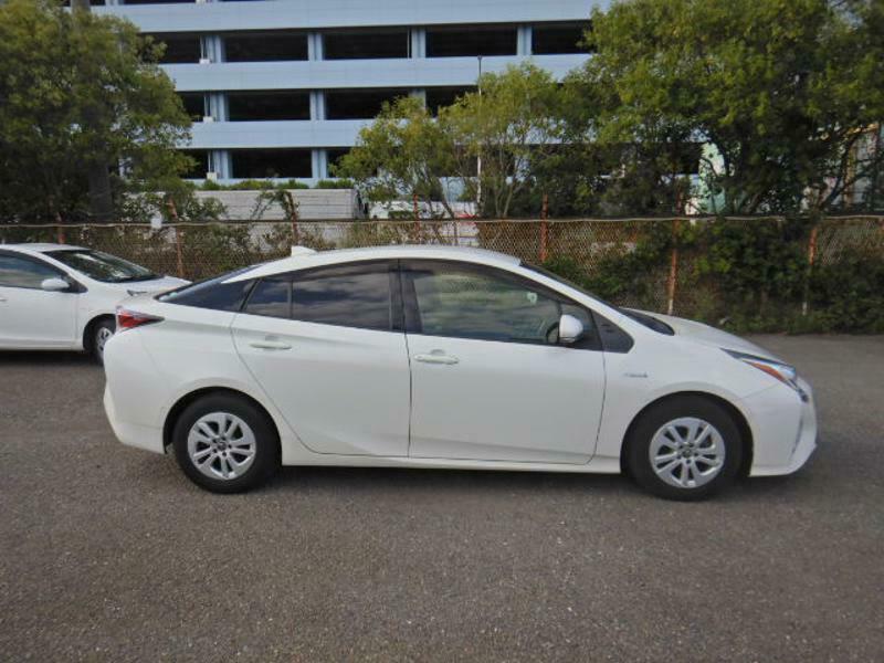 PRIUS-8