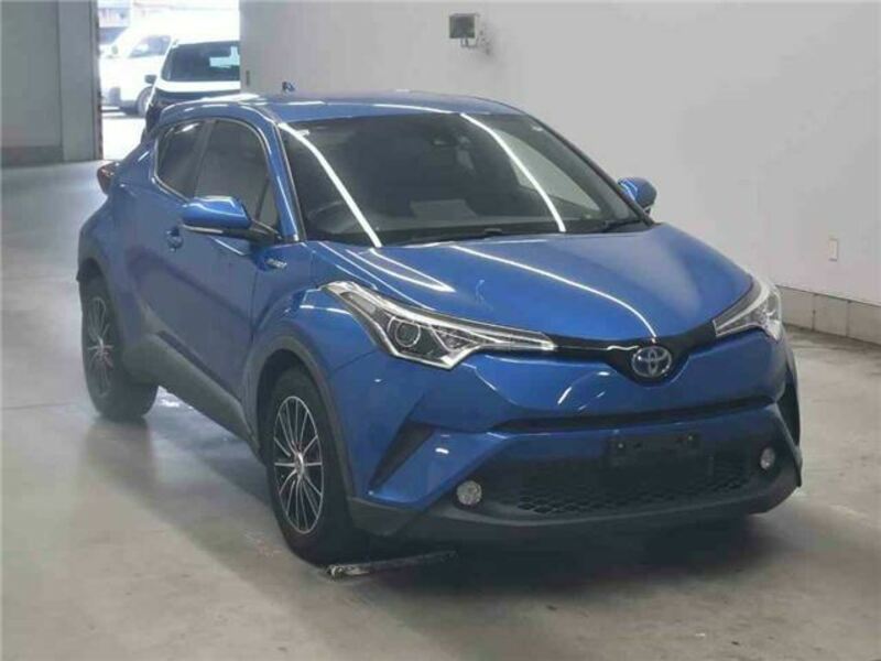 TOYOTA　C-HR