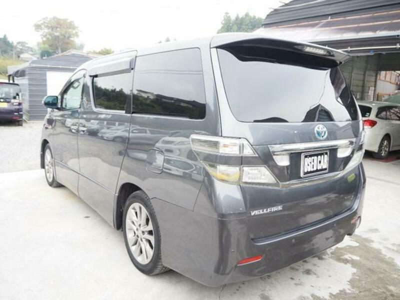 VELLFIRE-5