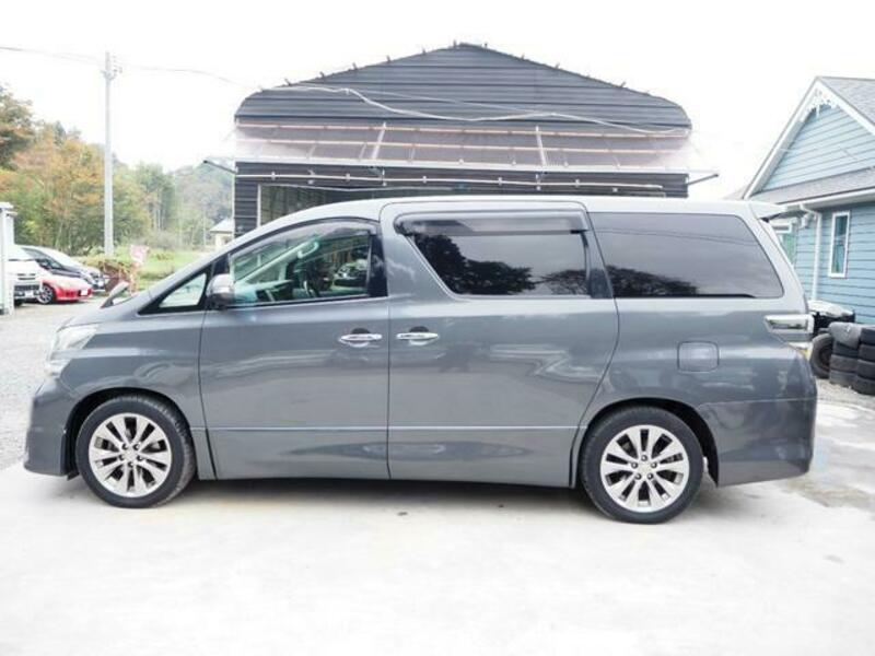 VELLFIRE-6