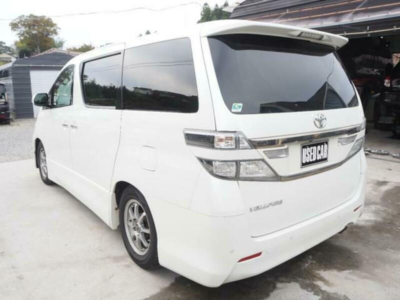 VELLFIRE-5