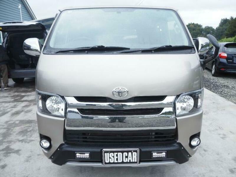 HIACE VAN-8