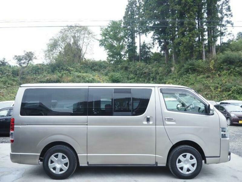 HIACE VAN-2