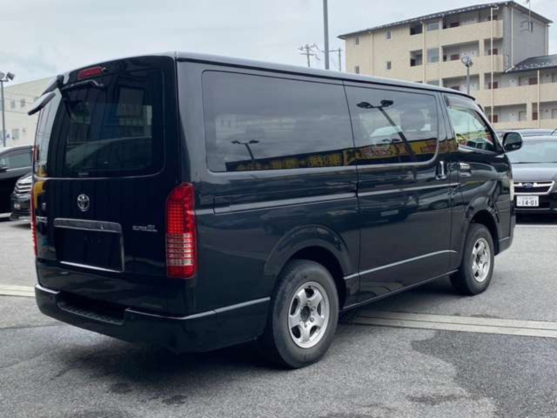 HIACE VAN-11