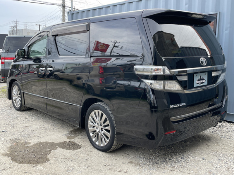 VELLFIRE-1