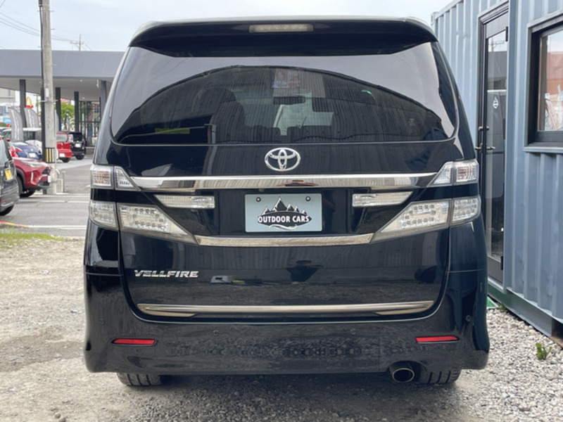 VELLFIRE-5