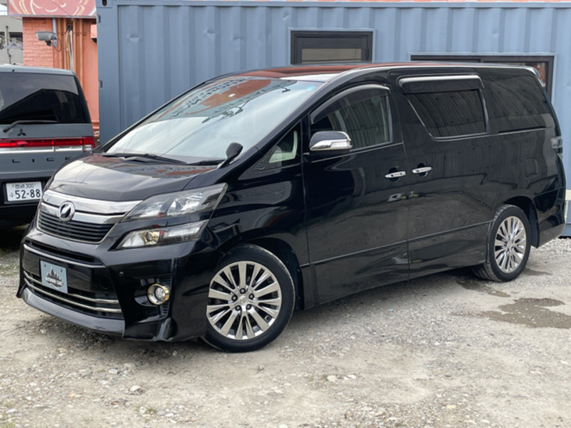 VELLFIRE-11