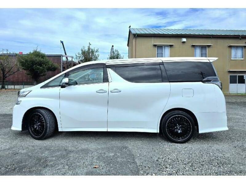 VELLFIRE-10