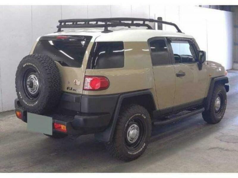 FJ CRUISER-3