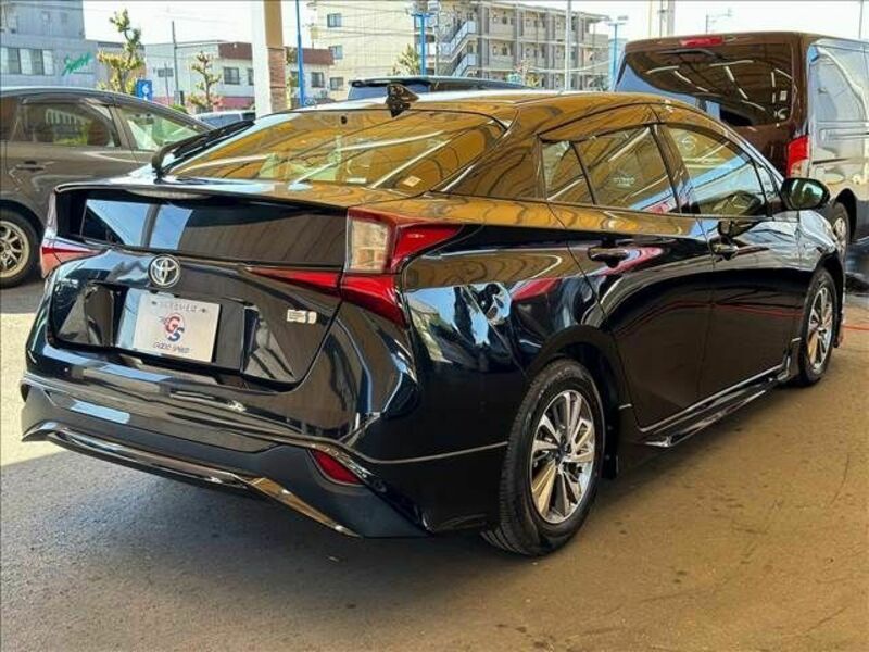 PRIUS-15