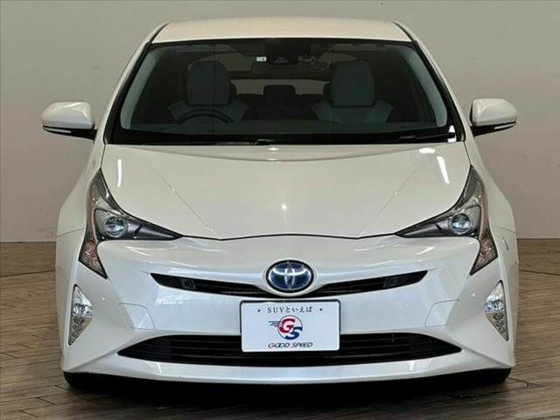 PRIUS-11