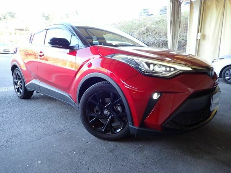 TOYOTA　C-HR