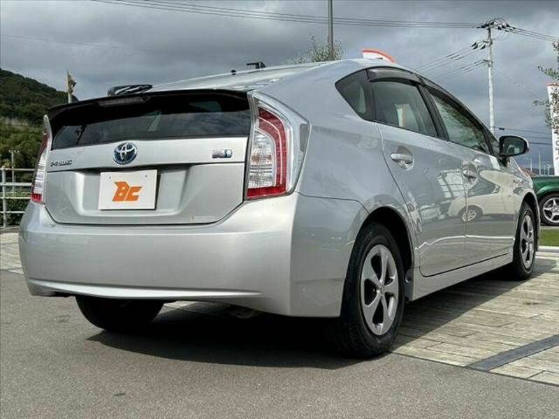 PRIUS-14