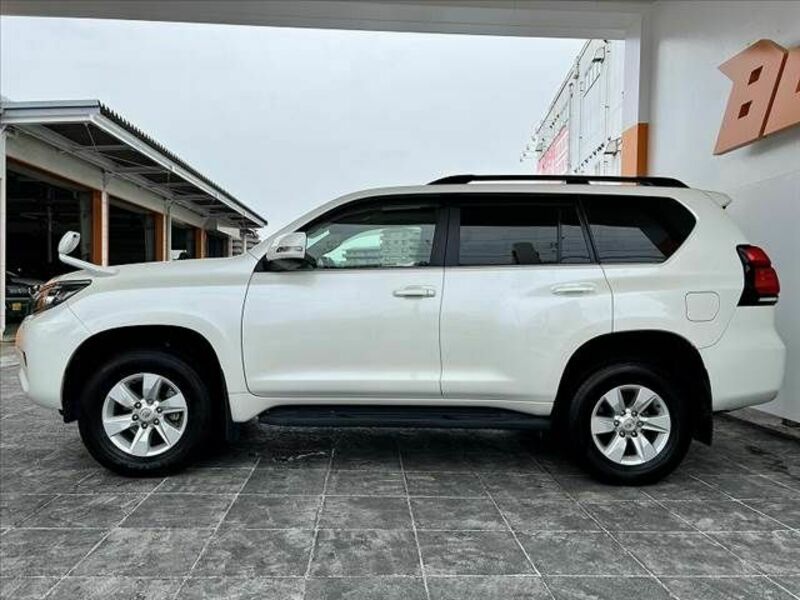 LAND CRUISER PRADO-10