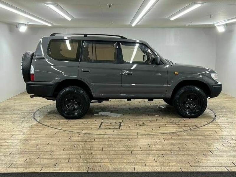 LAND CRUISER PRADO-13