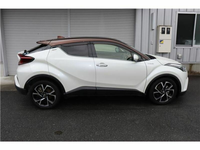 C-HR-4