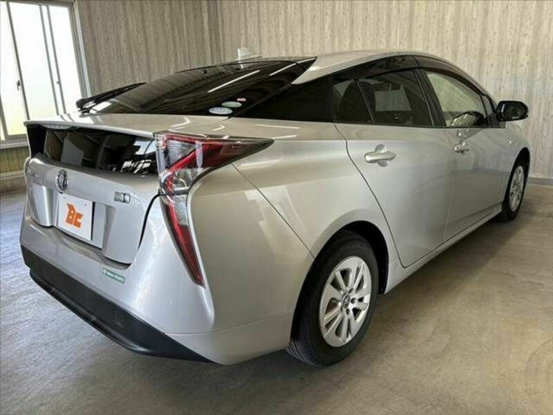 PRIUS-14