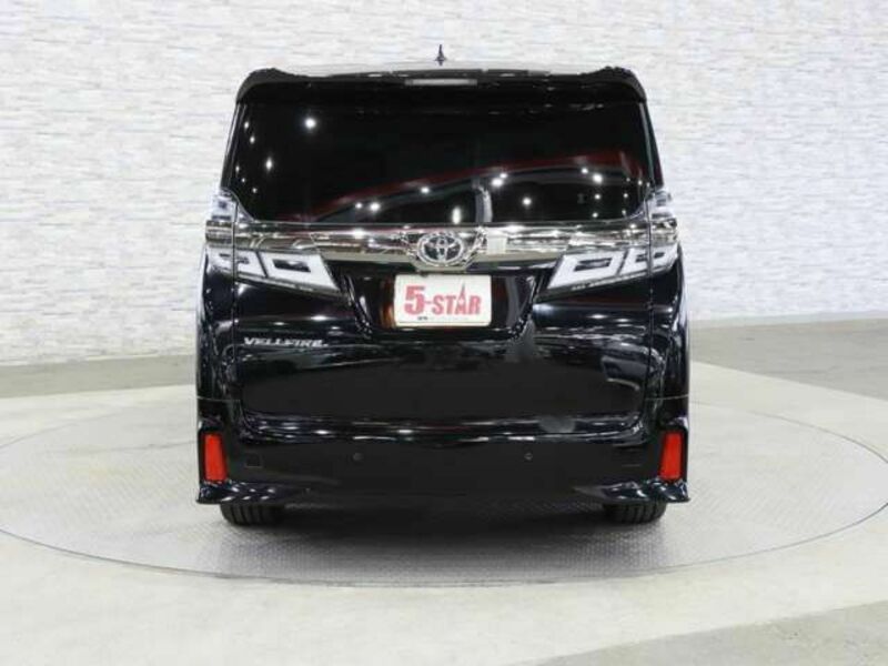 VELLFIRE-14