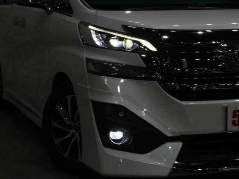 VELLFIRE-15