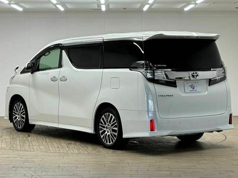 VELLFIRE-16