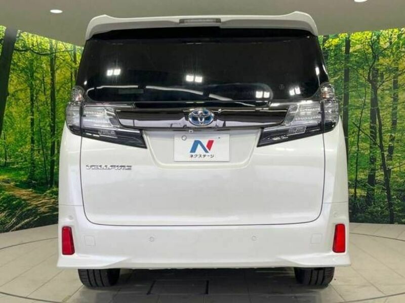 VELLFIRE-15